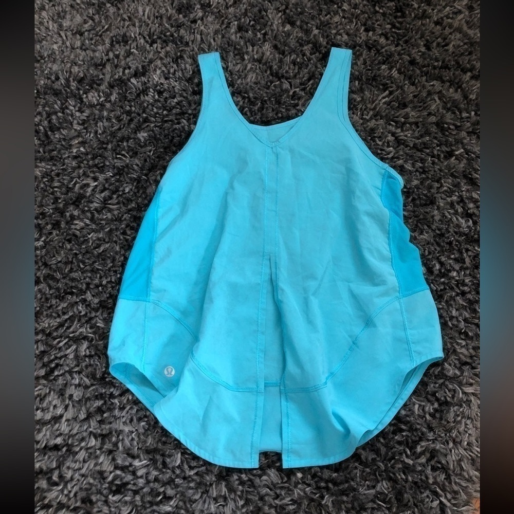Lululemon singlet - Picture 5 of 6